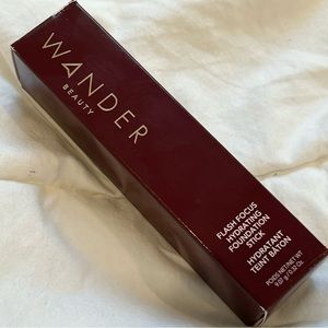 WANDER BEAUTY Flash Focus Hydrating Foundation Stick Golden Medium